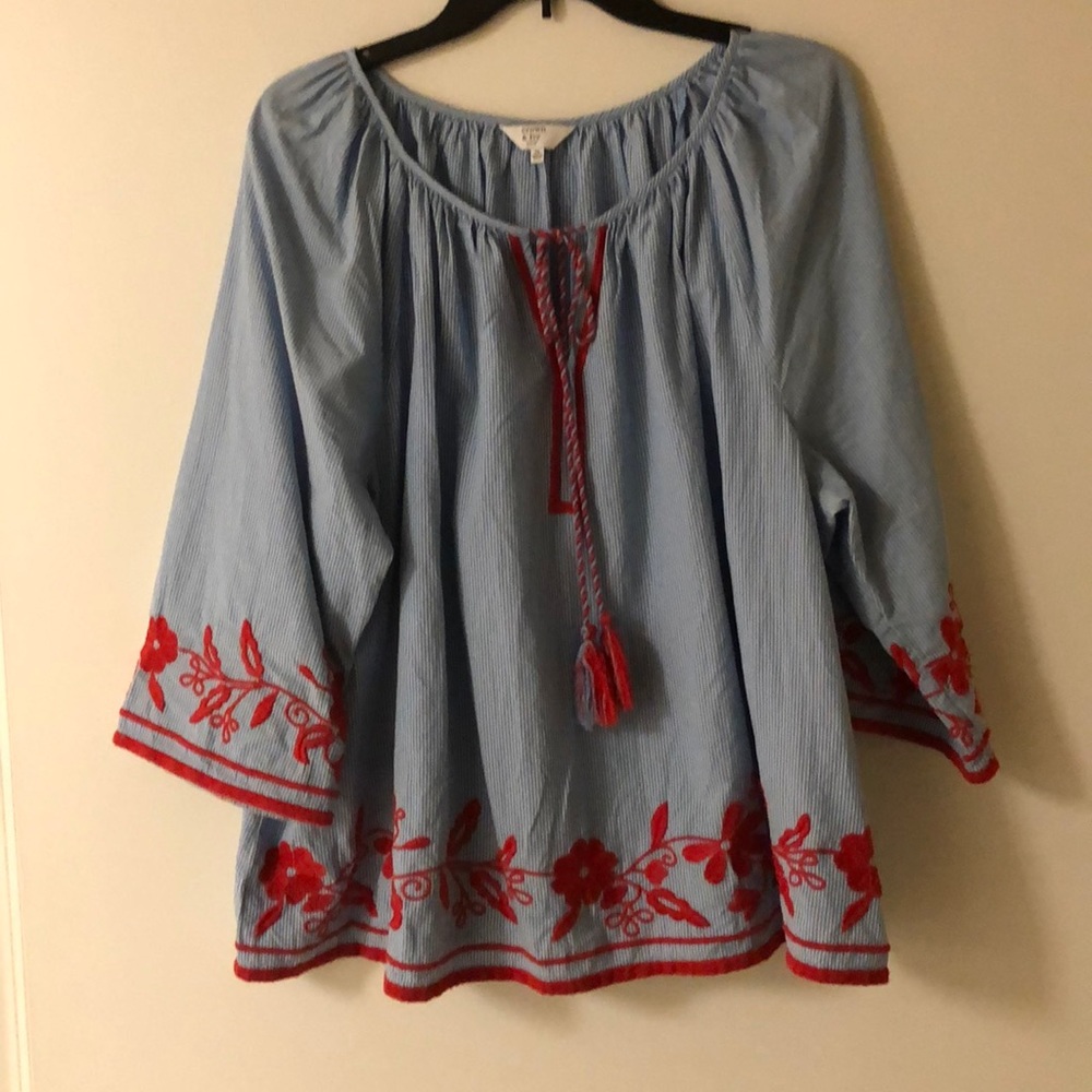 Crown & Ivy blouse